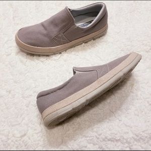 Skechers memory foam slip on shoes sz 8